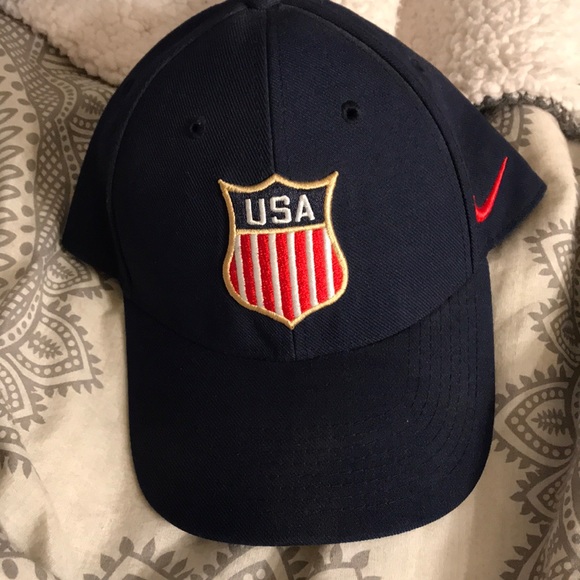 usa hockey nike hat